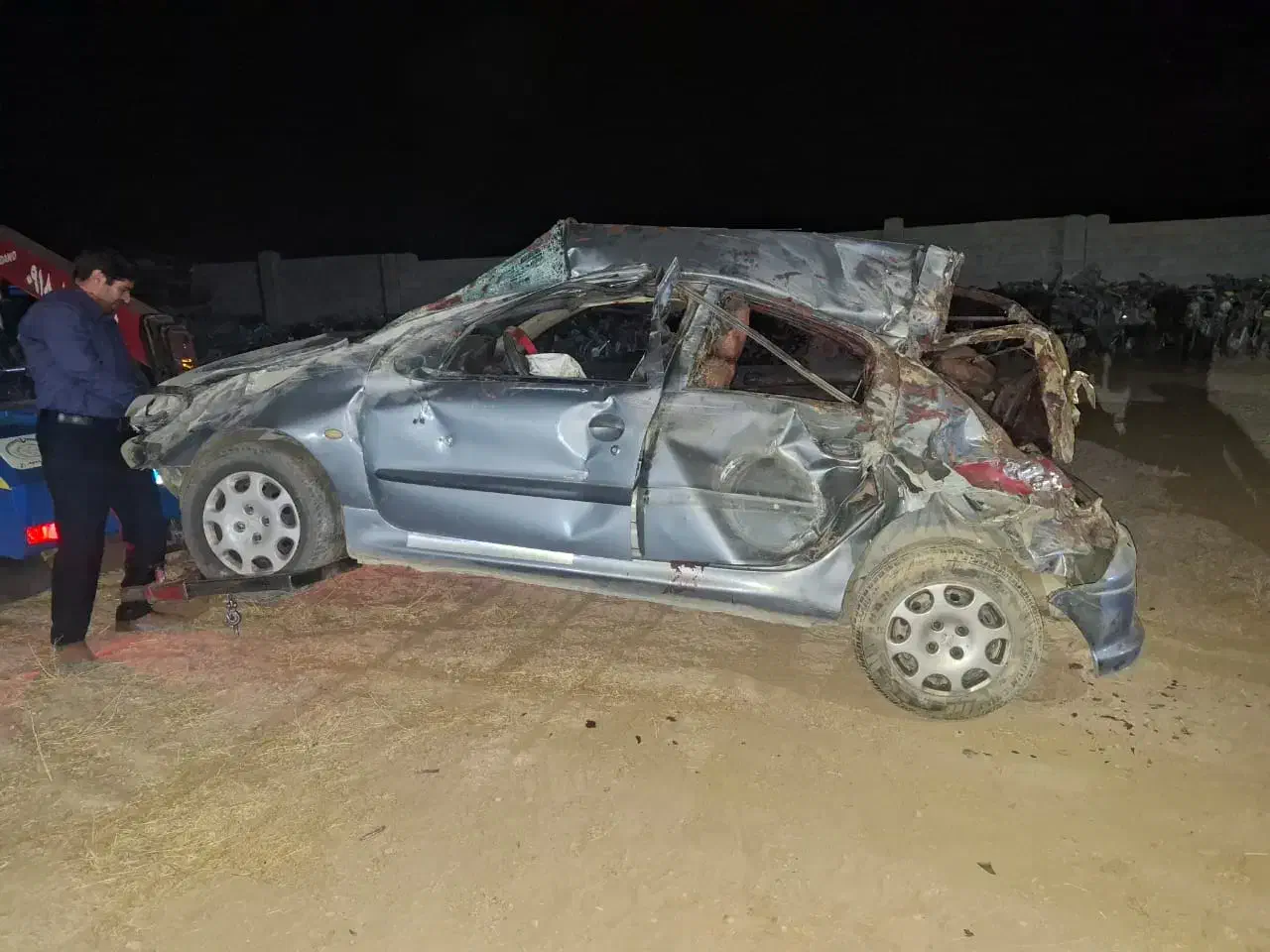 پژو 206 تیپ 5 - 1395