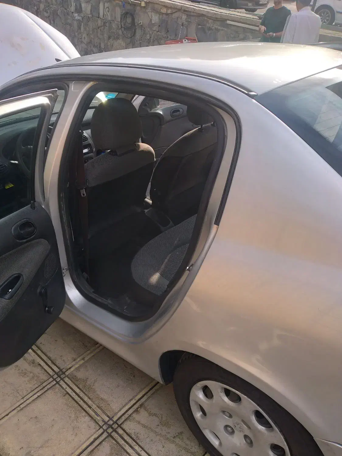 پژو ۲۰۶ صندوق دار v20 - 1388