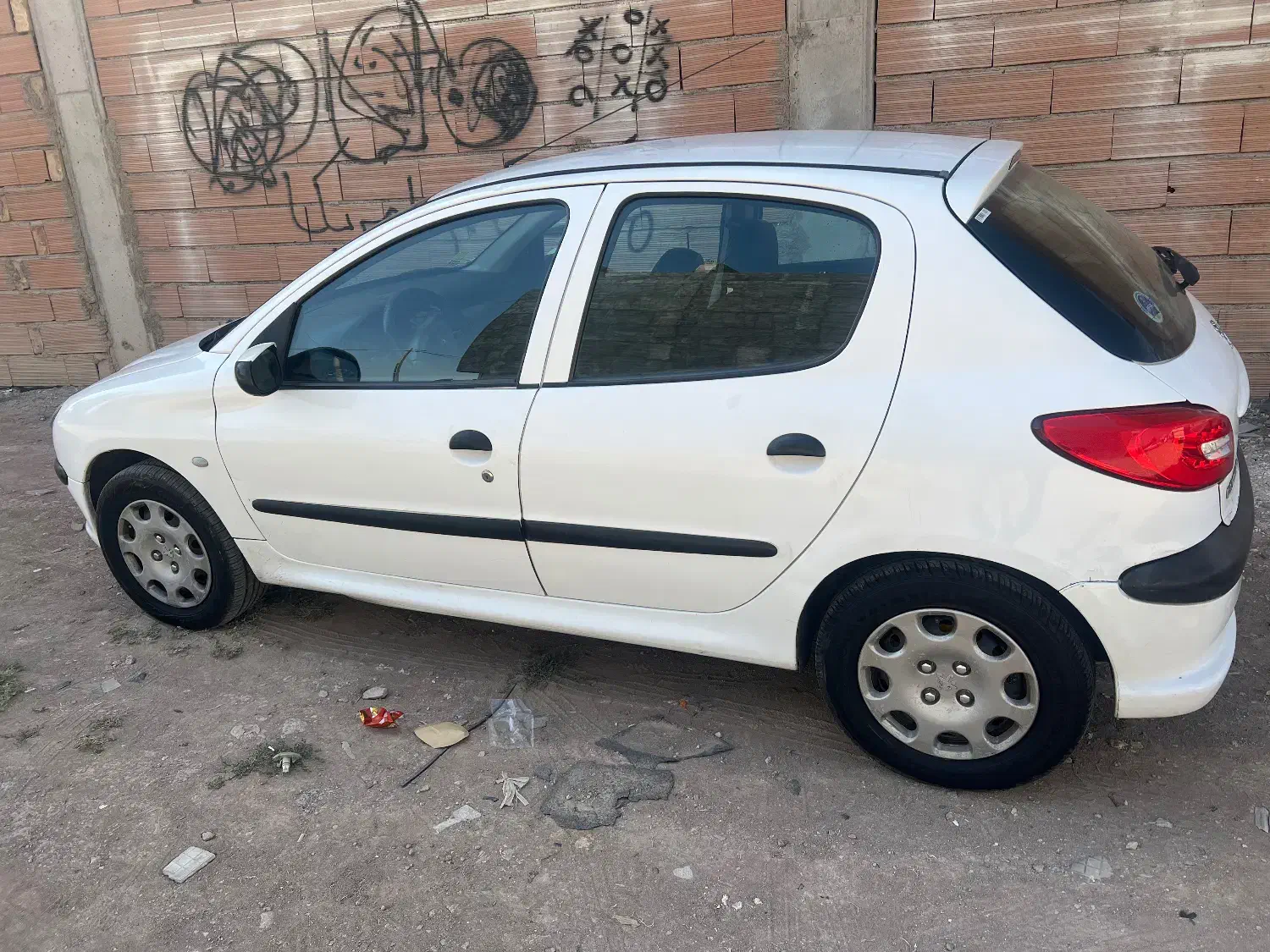 پژو 206 تیپ 5 - 1395