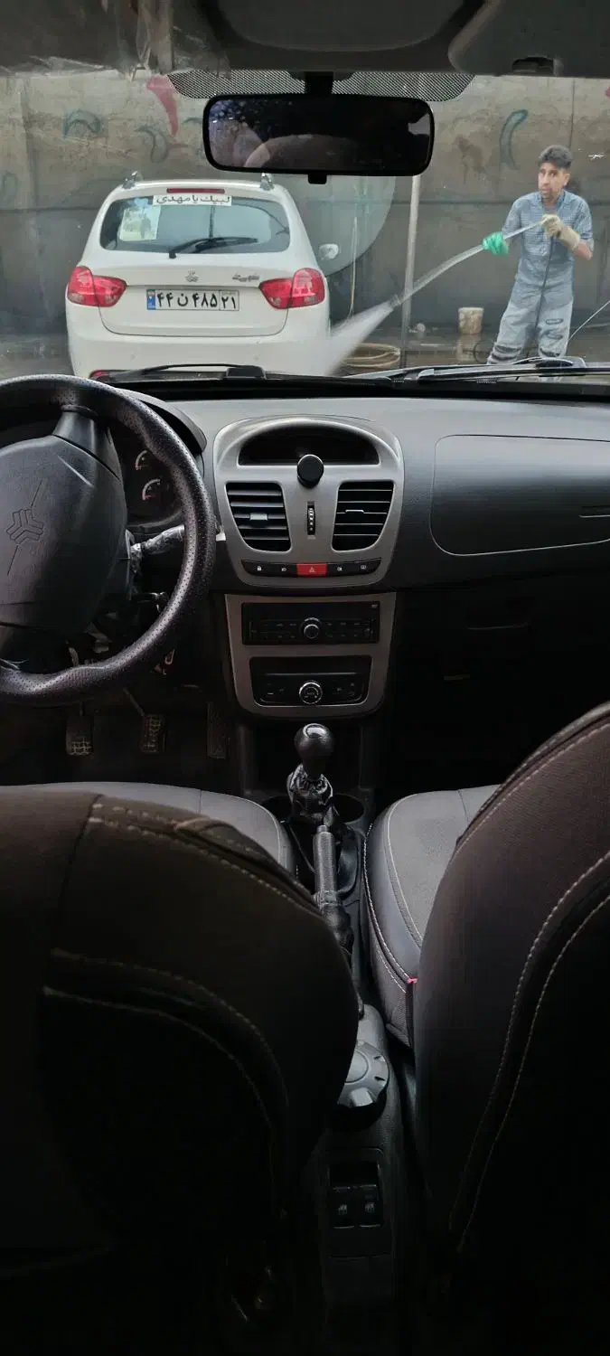 خودرو کوییک، R آگهی ann_20903310