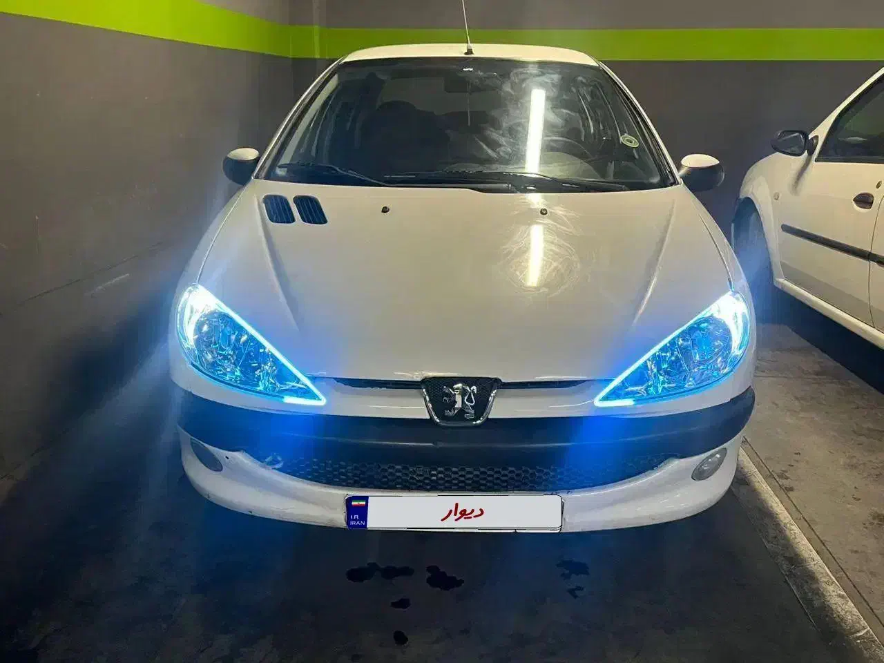 پژو ۲۰۶ صندوق دار v8 - 1394