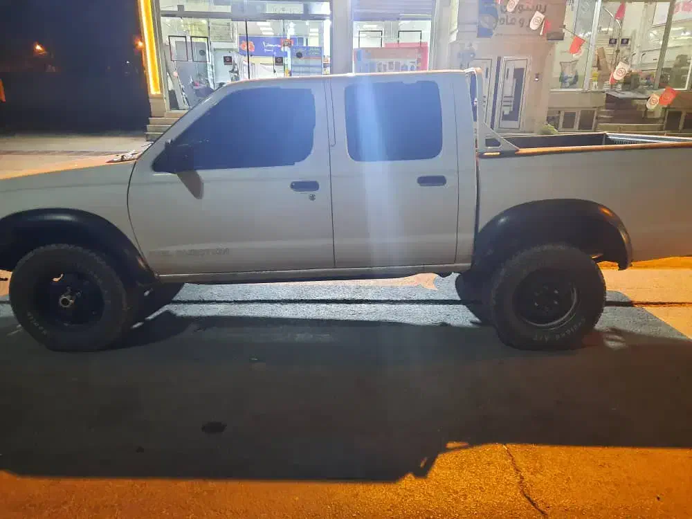 نیسان پیکاپ دو کابین دنده ای - 1386