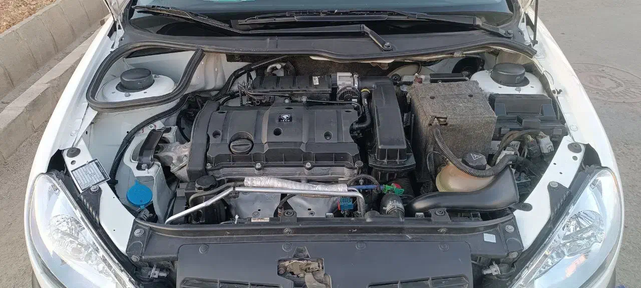 پژو ۲۰۶ صندوق دار v8 - 1398