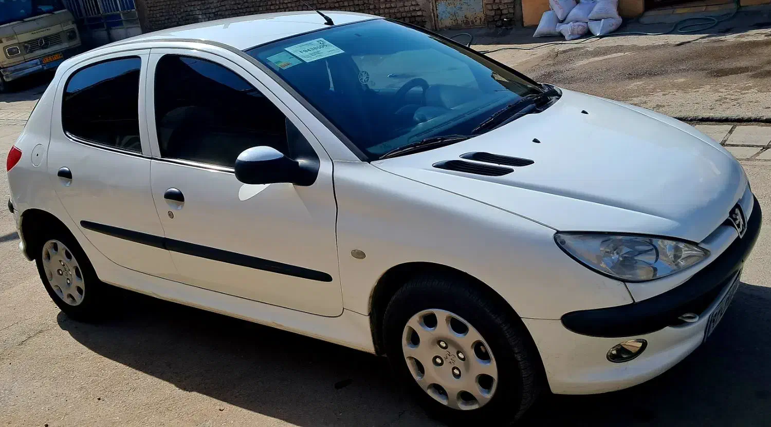 پژو 206 تیپ 5 - 1393