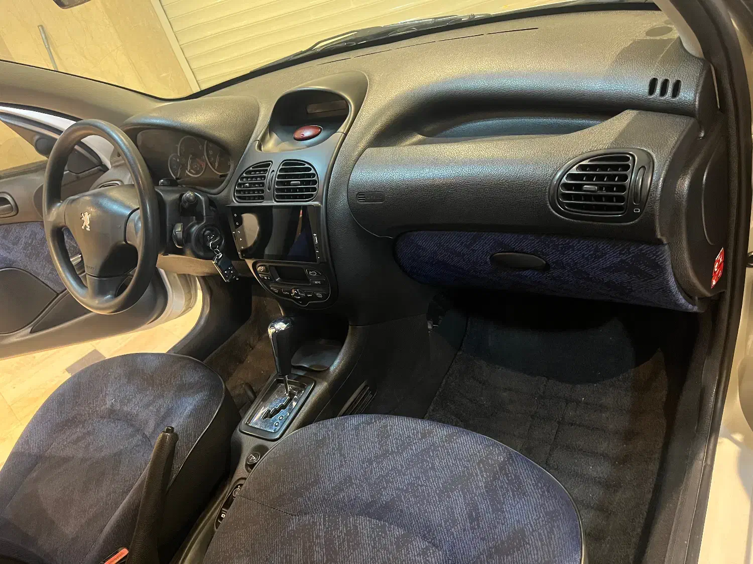 پژو 206 تیپ 6 - 1385