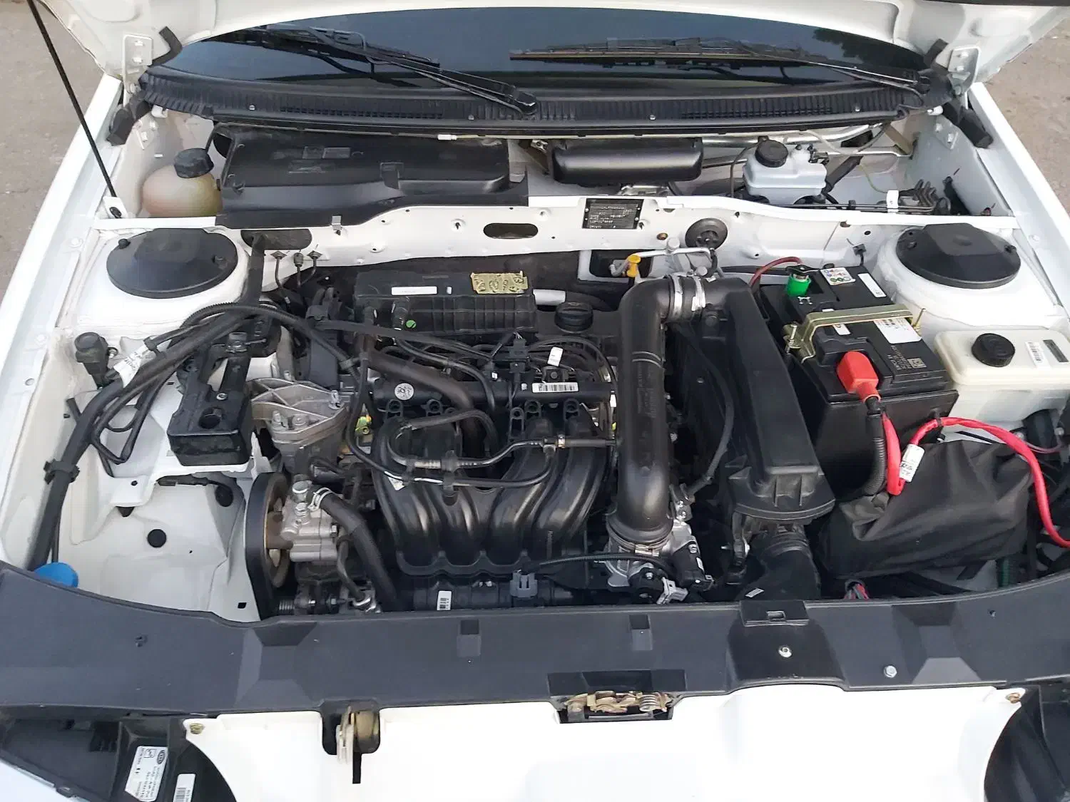 پژو پارس XU7P - 1402