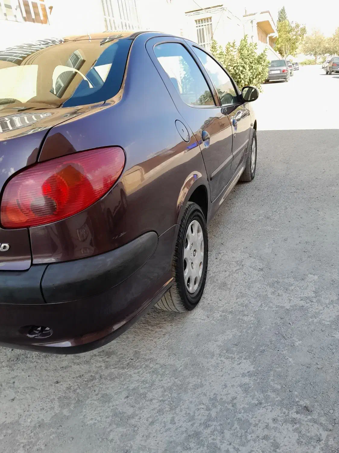 پژو ۲۰۶ صندوق دار v8 - 1394