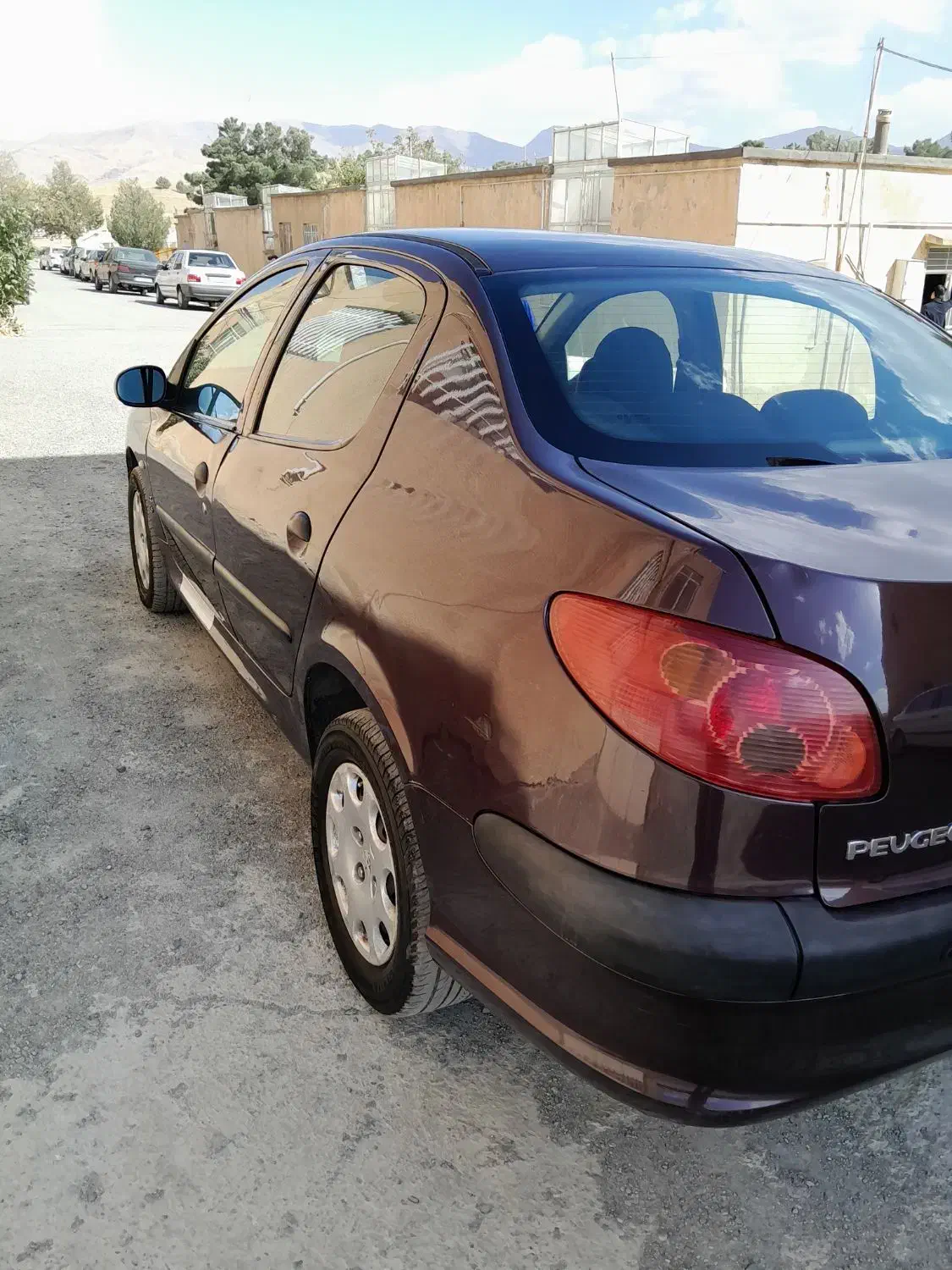 پژو ۲۰۶ صندوق دار v8 - 1394