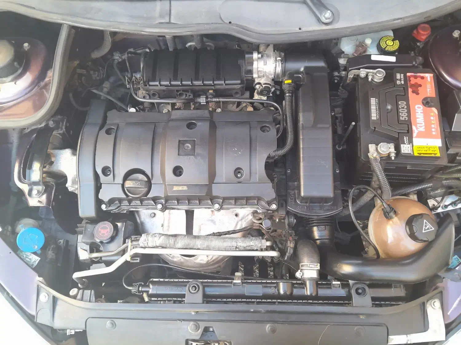 پژو ۲۰۶ صندوق دار v8 - 1394