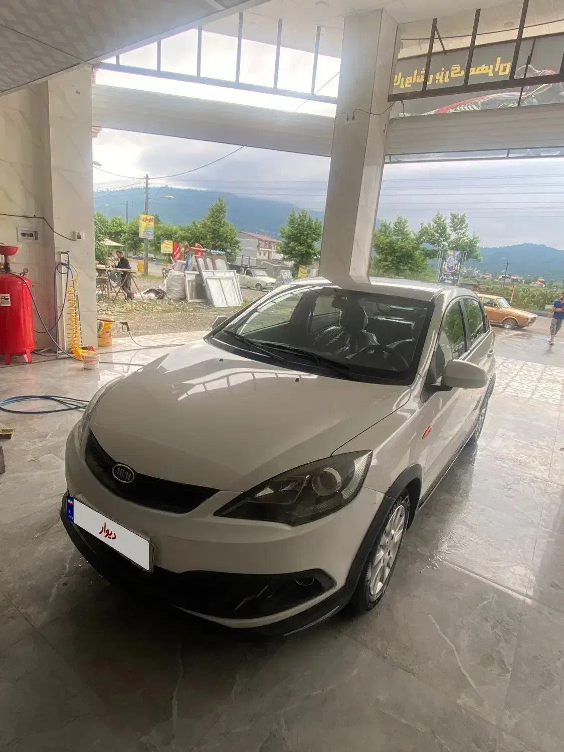 خودرو ام وی ام، 315 هاچ بک آگهی ann_20903606