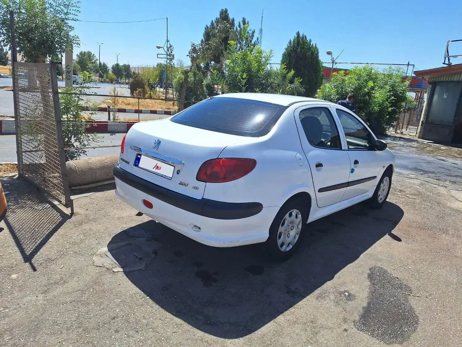 خودرو پژو، ۲۰۶ صندوق دار آگهی ann_20903700