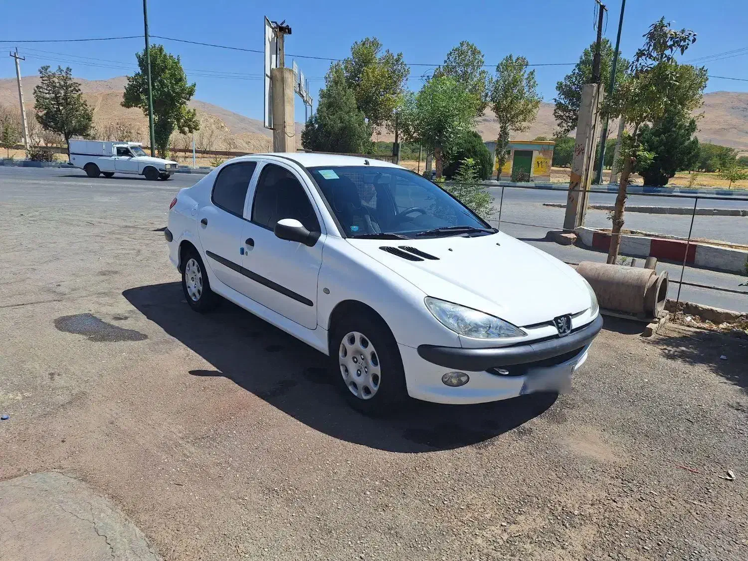 پژو ۲۰۶ صندوق دار v8 - 1399