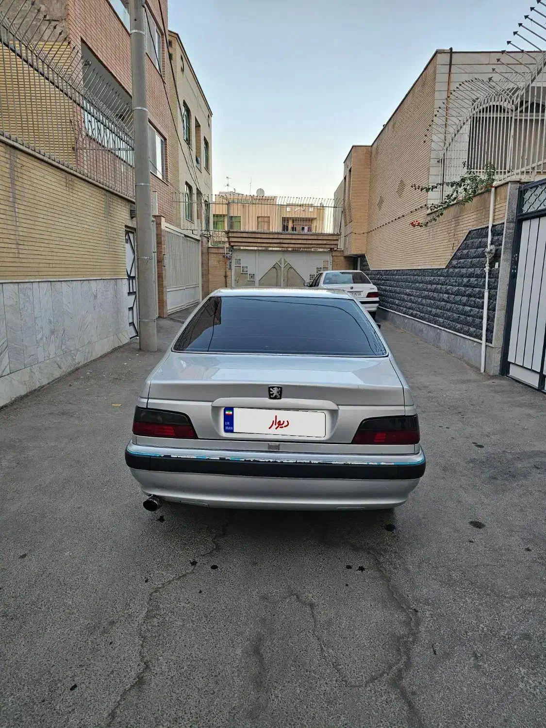 پژو پارس سال - 1389