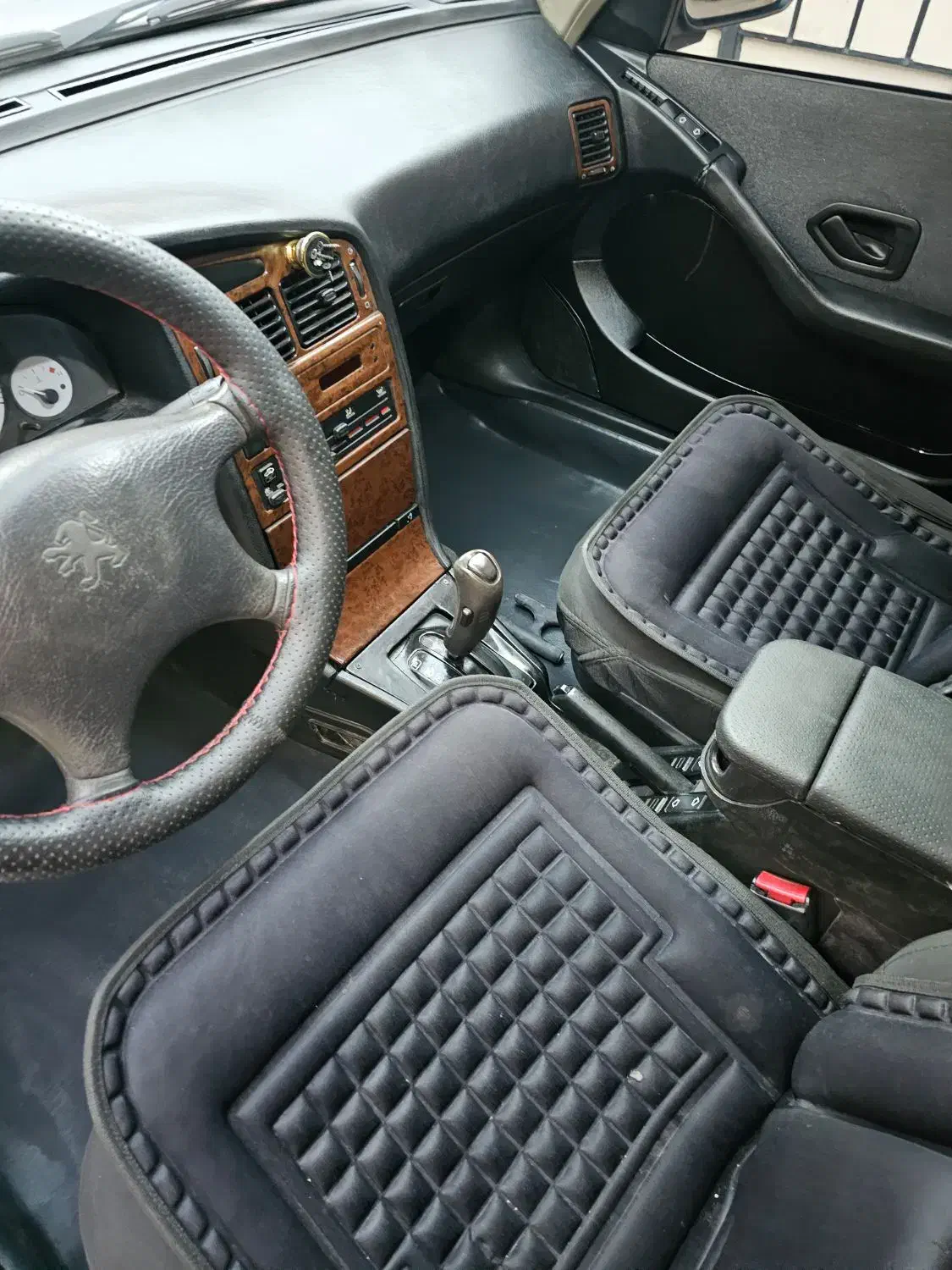 پژو پارس سال - 1389