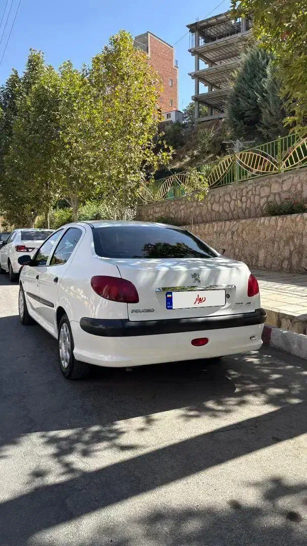 پژو ۲۰۶ صندوق دار v20 - 1388