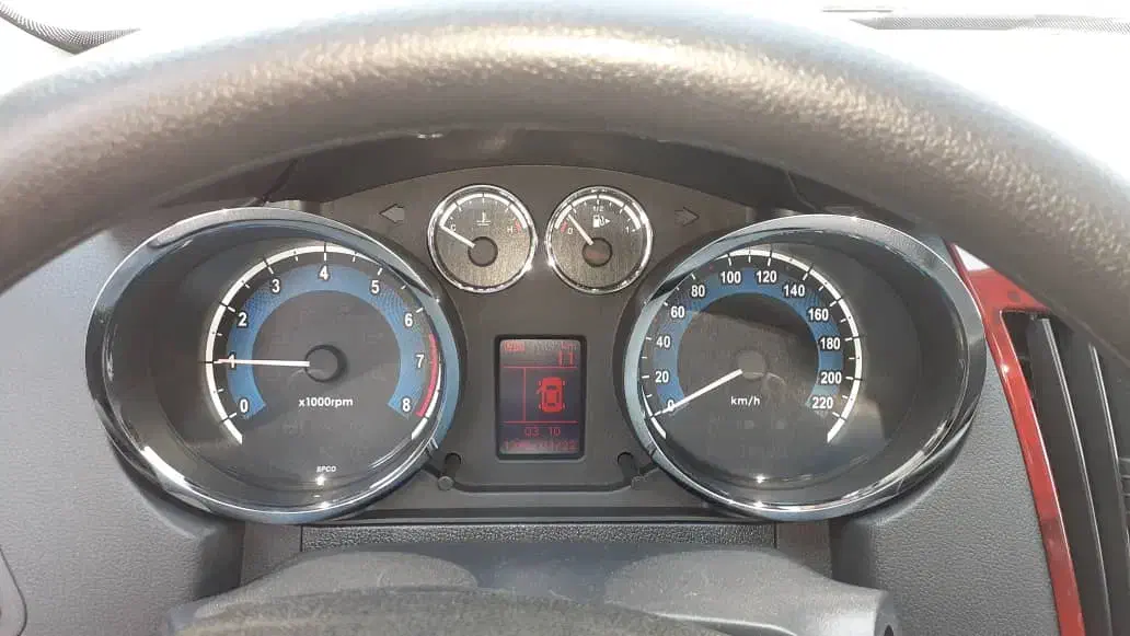 دنا پلاس ۵ دنده EF7 - 1404