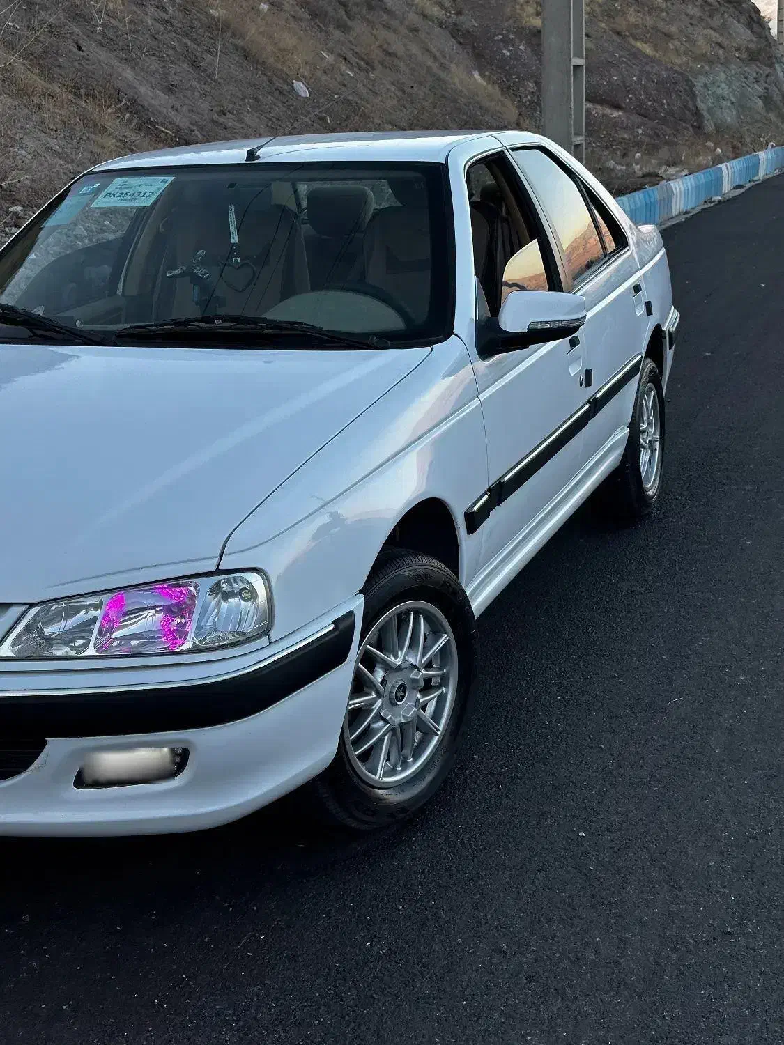 پژو پارس XU7P - 1402