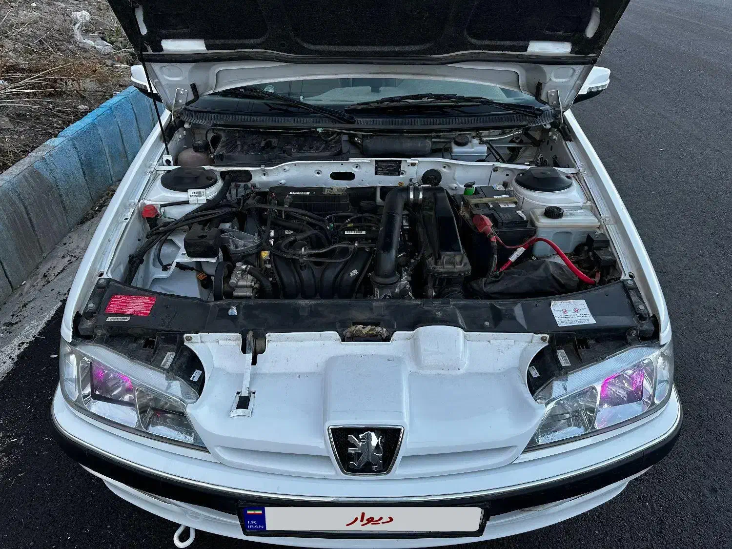 پژو پارس XU7P - 1402