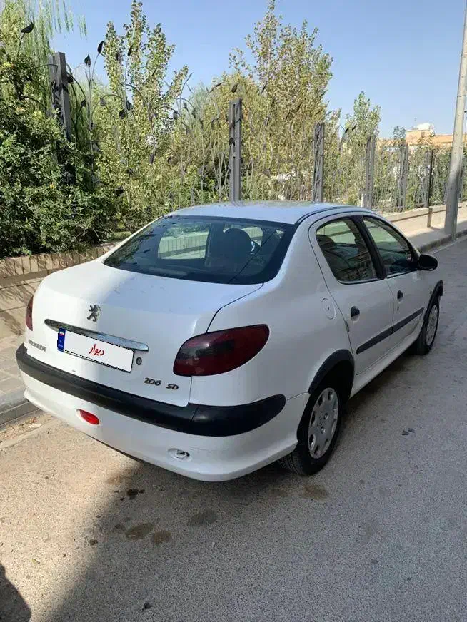 پژو ۲۰۶ صندوق دار v1 - 1390