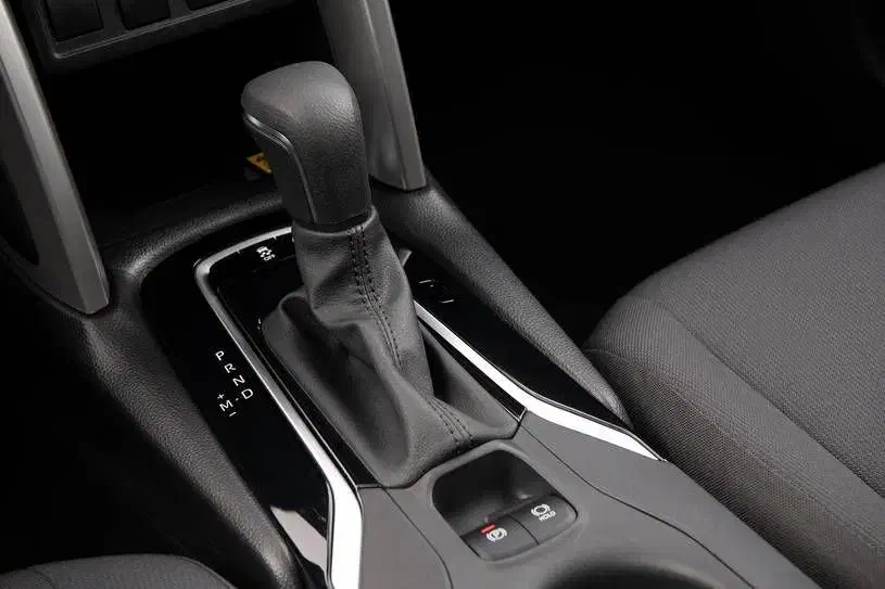 تویوتا کرولا کراس XG10 - چهارچرخ محرک - 2025