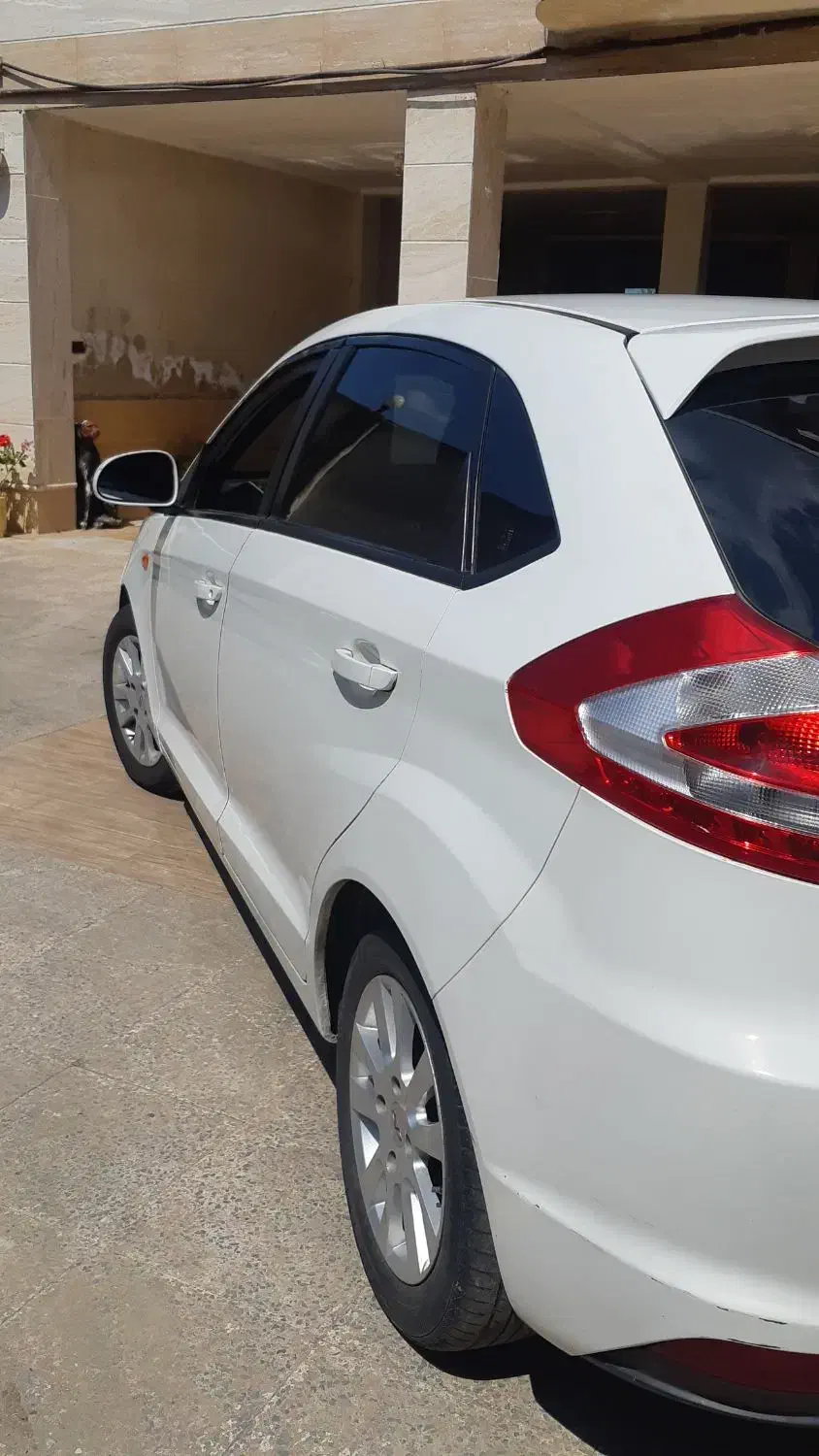 ام وی ام 315 هاچ بک اسپرت لاکچری - 1394