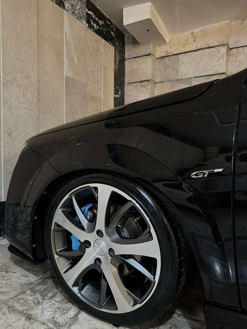 دنا پلاس تیپ ۲ سانروف ۴ ایربگ - 1401