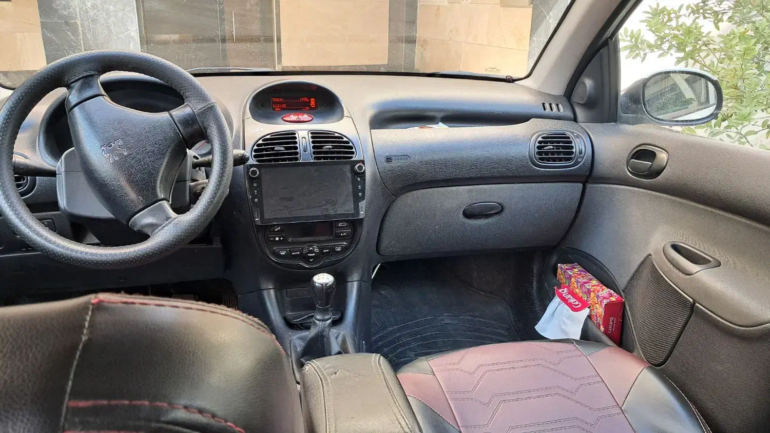 پژو ۲۰۶ صندوق دار v8 - 1396