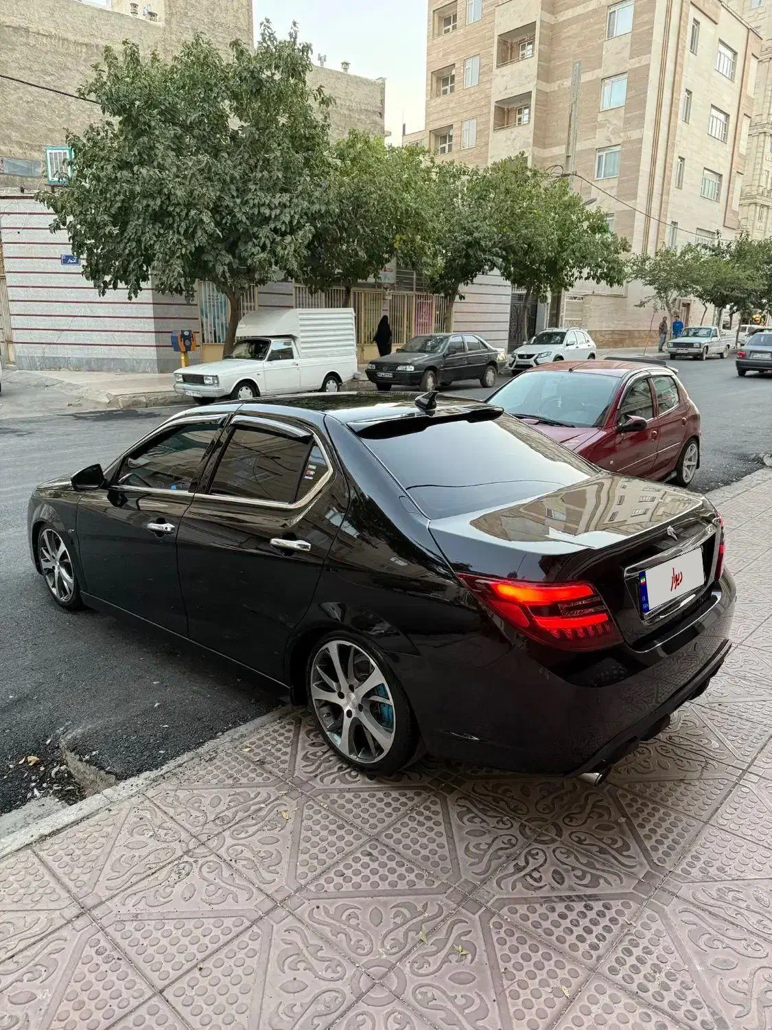 دنا پلاس ۵ دنده EF7 - 1401