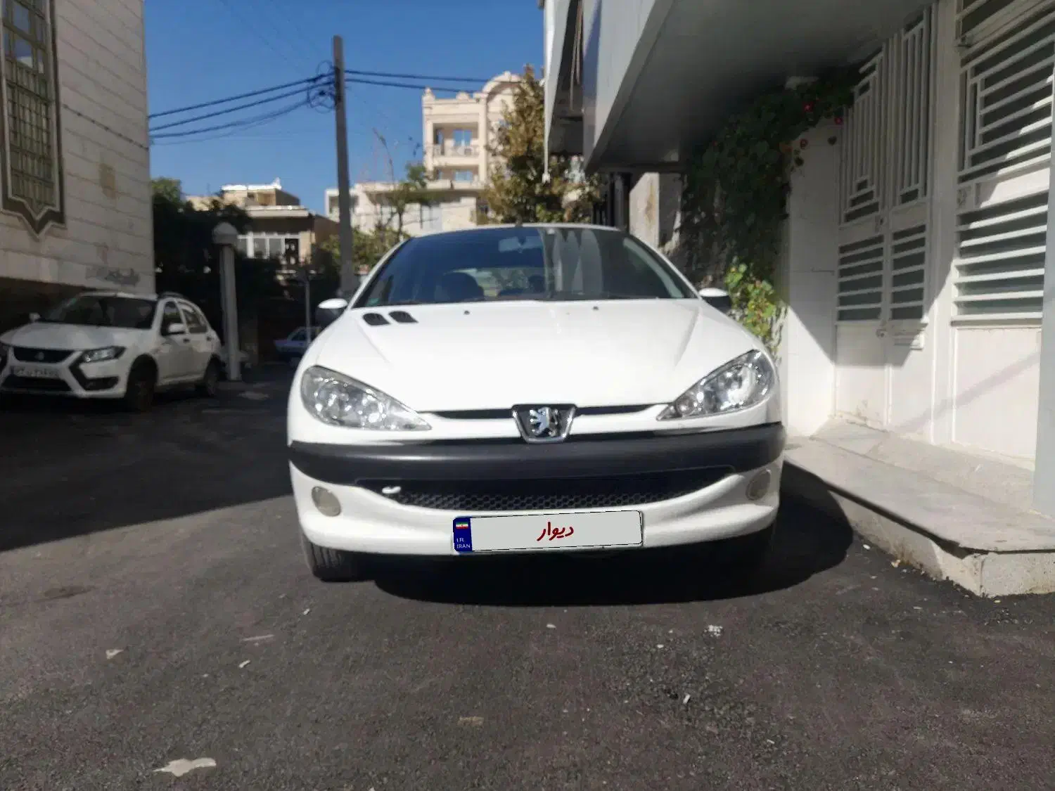 پژو ۲۰۶ صندوق دار v8 - 1394