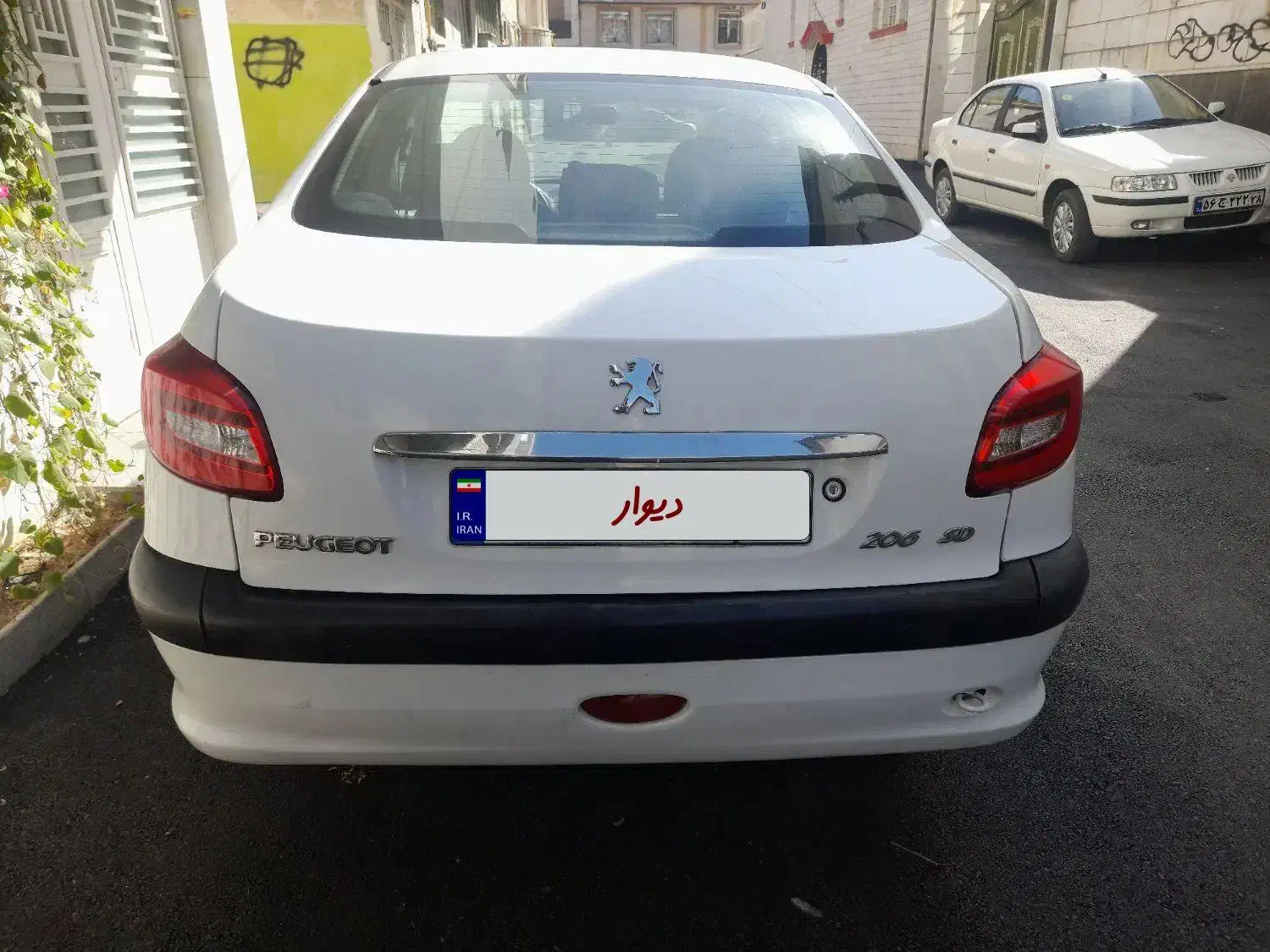 پژو ۲۰۶ صندوق دار v8 - 1394