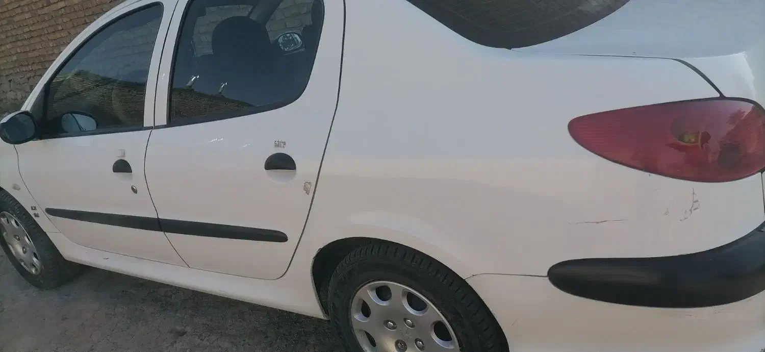 پژو ۲۰۶ صندوق دار v8 - 1394