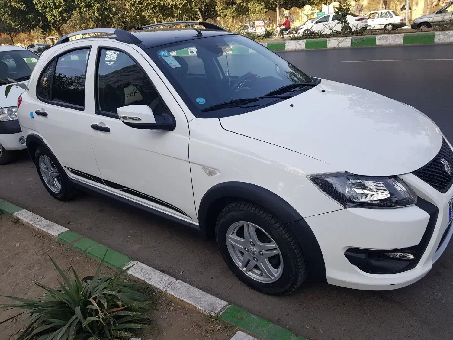 کوییک R دنده‌ای - 1403