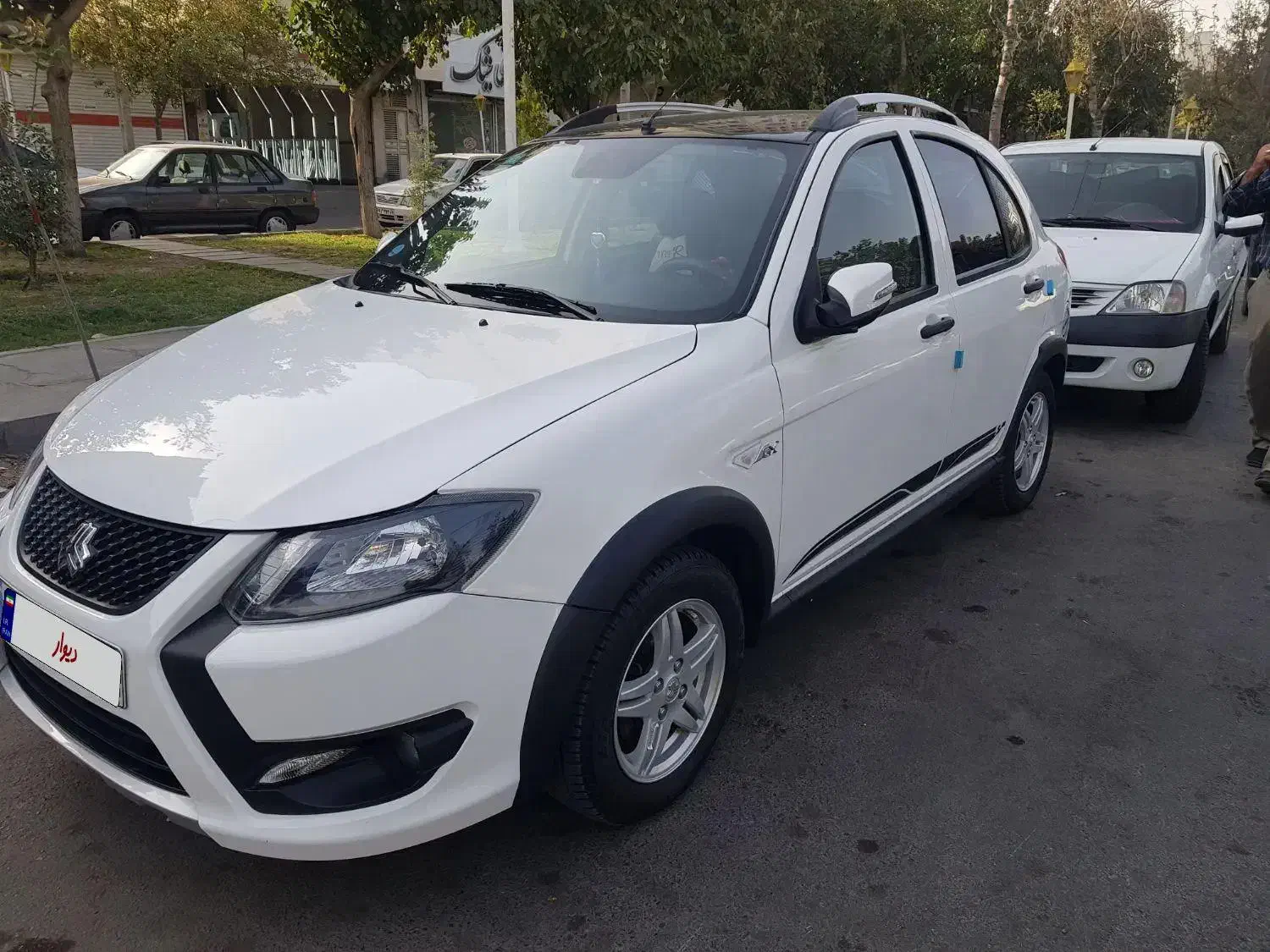 کوییک R دنده‌ای - 1403