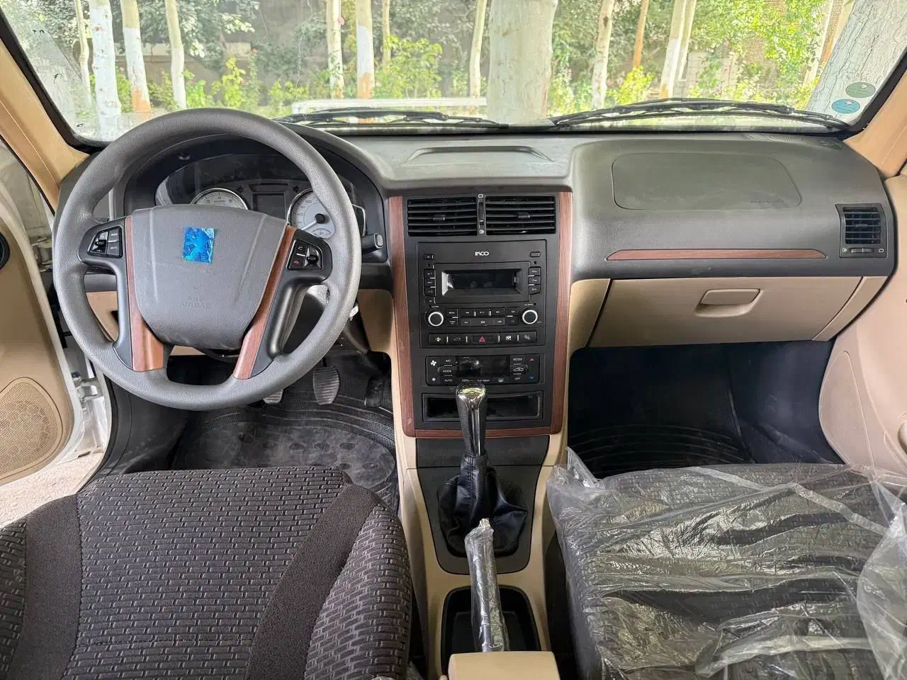 پژو پارس XU7P - 1400