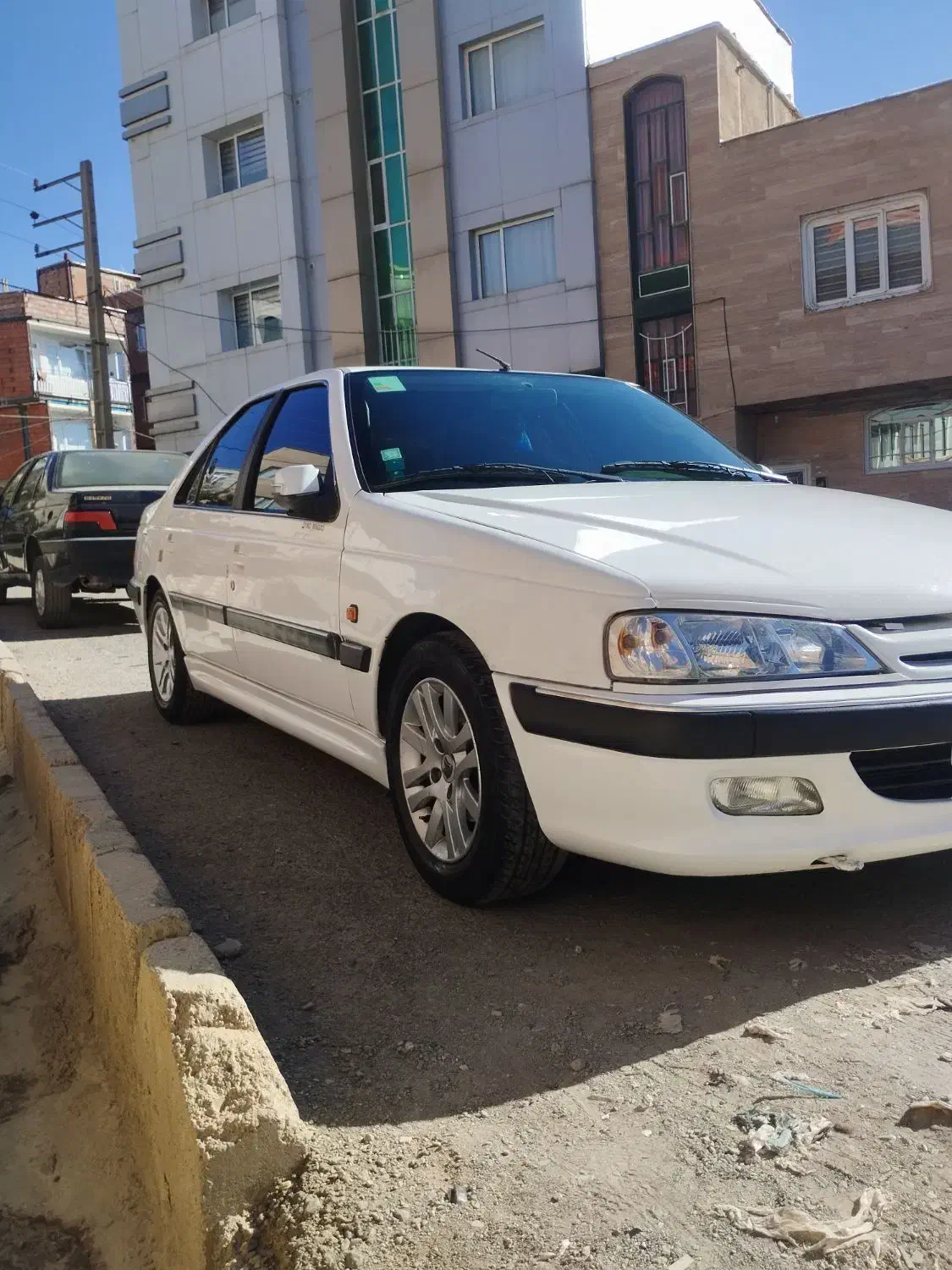 پژو پارس سال - 1394