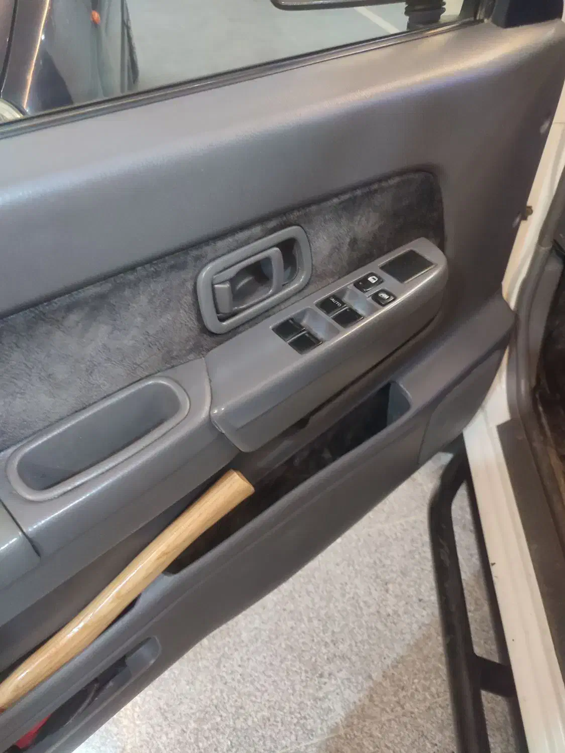 نیسان پیکاپ دو کابین دنده ای - 1384