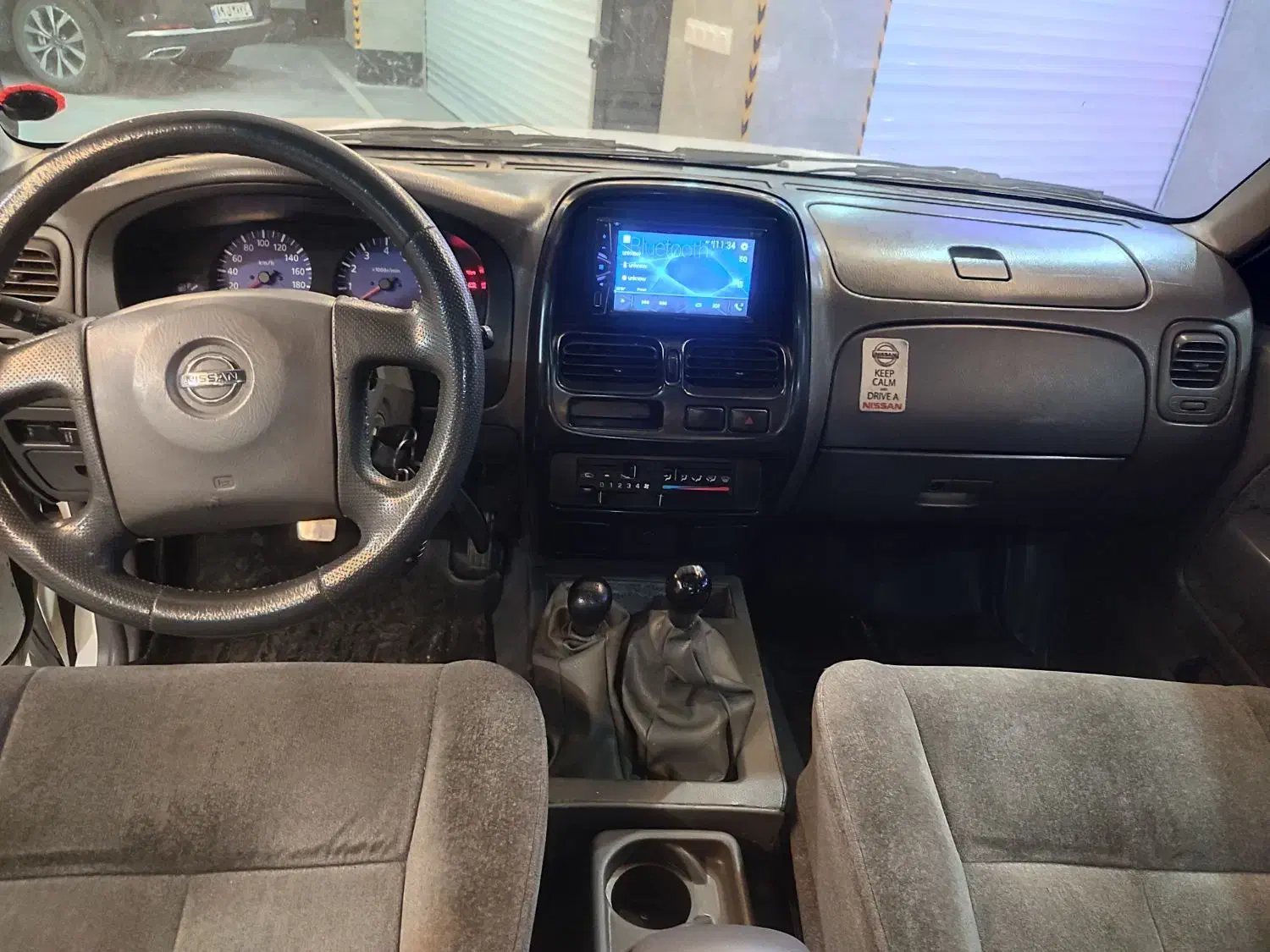 نیسان پیکاپ دو کابین دنده ای - 1384