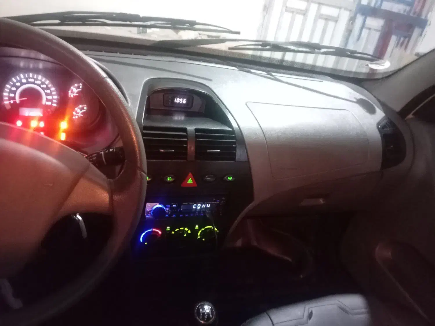 تیبا صندوق دار SX - 1400