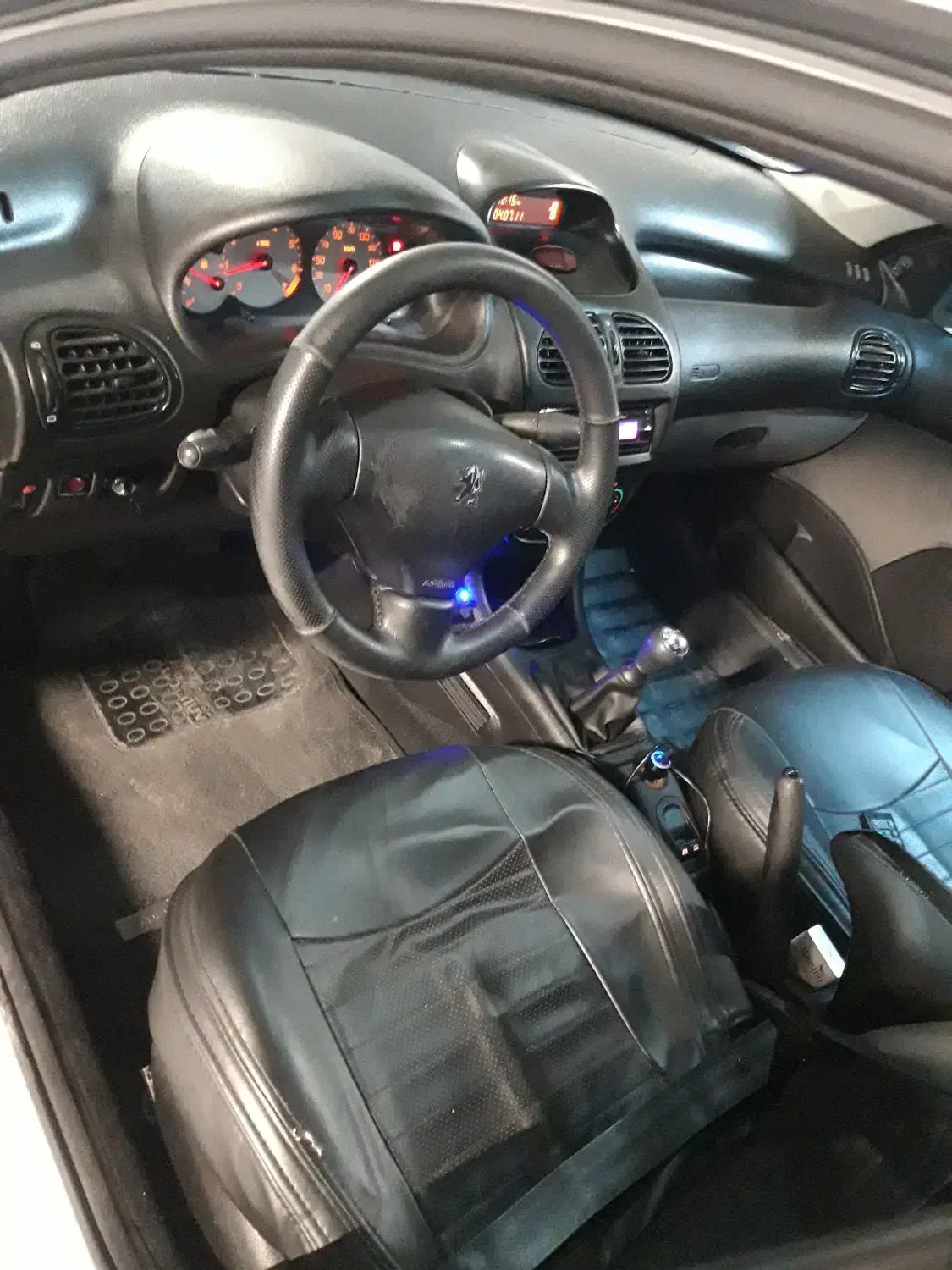 پژو 206 تیپ 2 - 1401