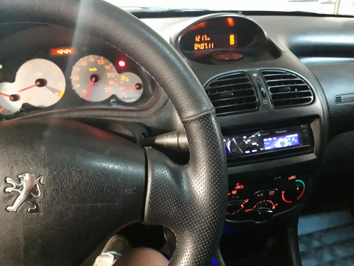 پژو 206 تیپ 2 - 1401