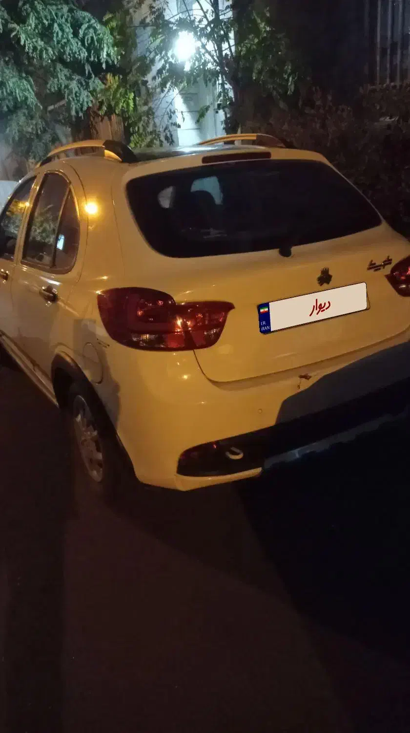 کوییک R دنده‌ای - 1403