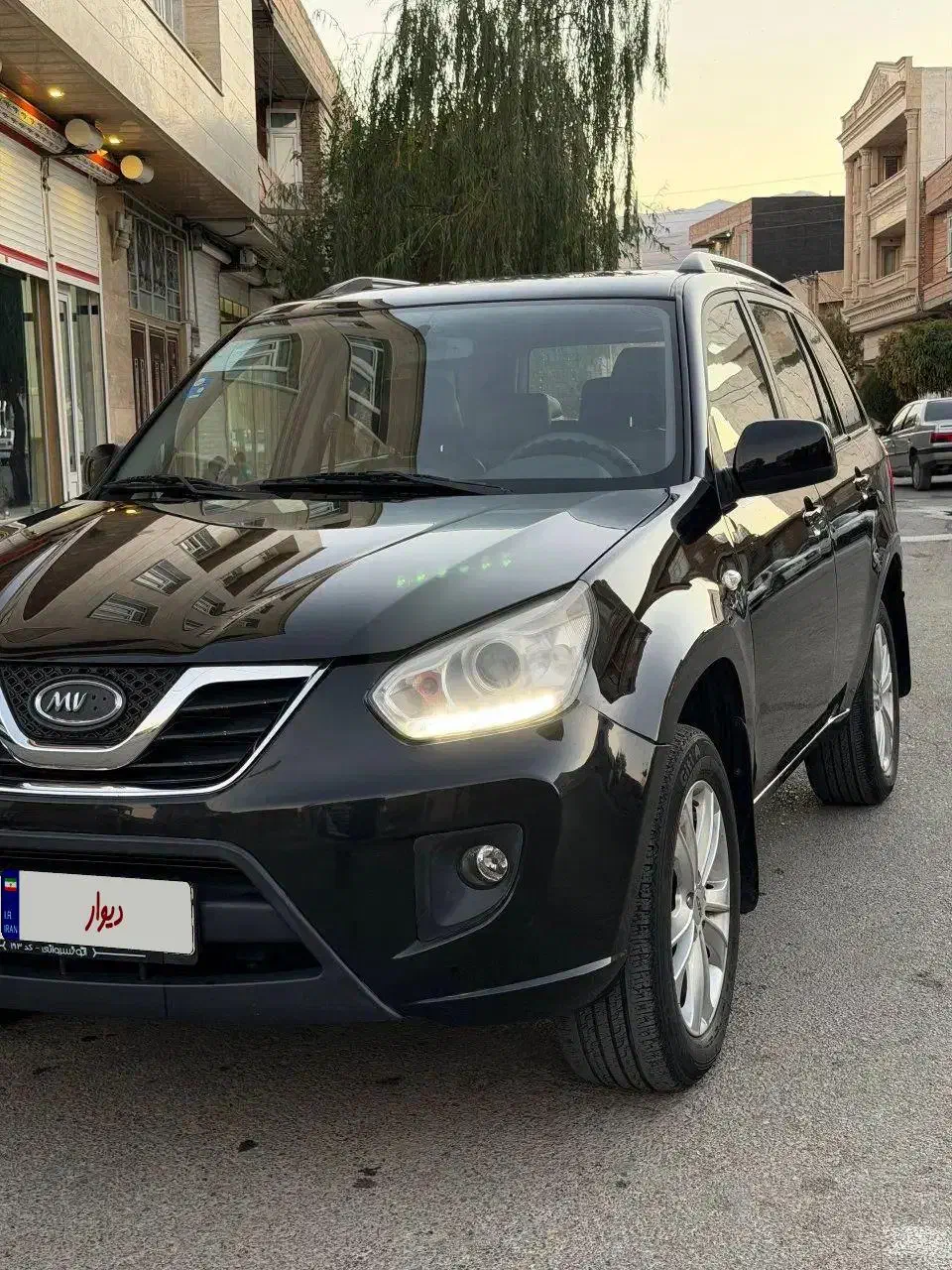 خودرو ام وی ام، X33 آگهی ann_20904885