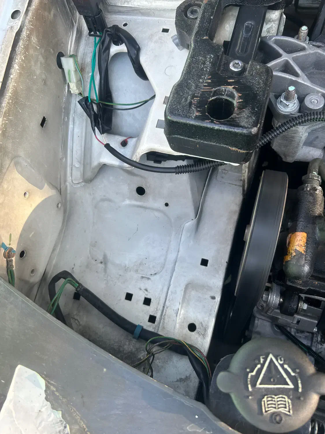 پژو پارس سال - 1394