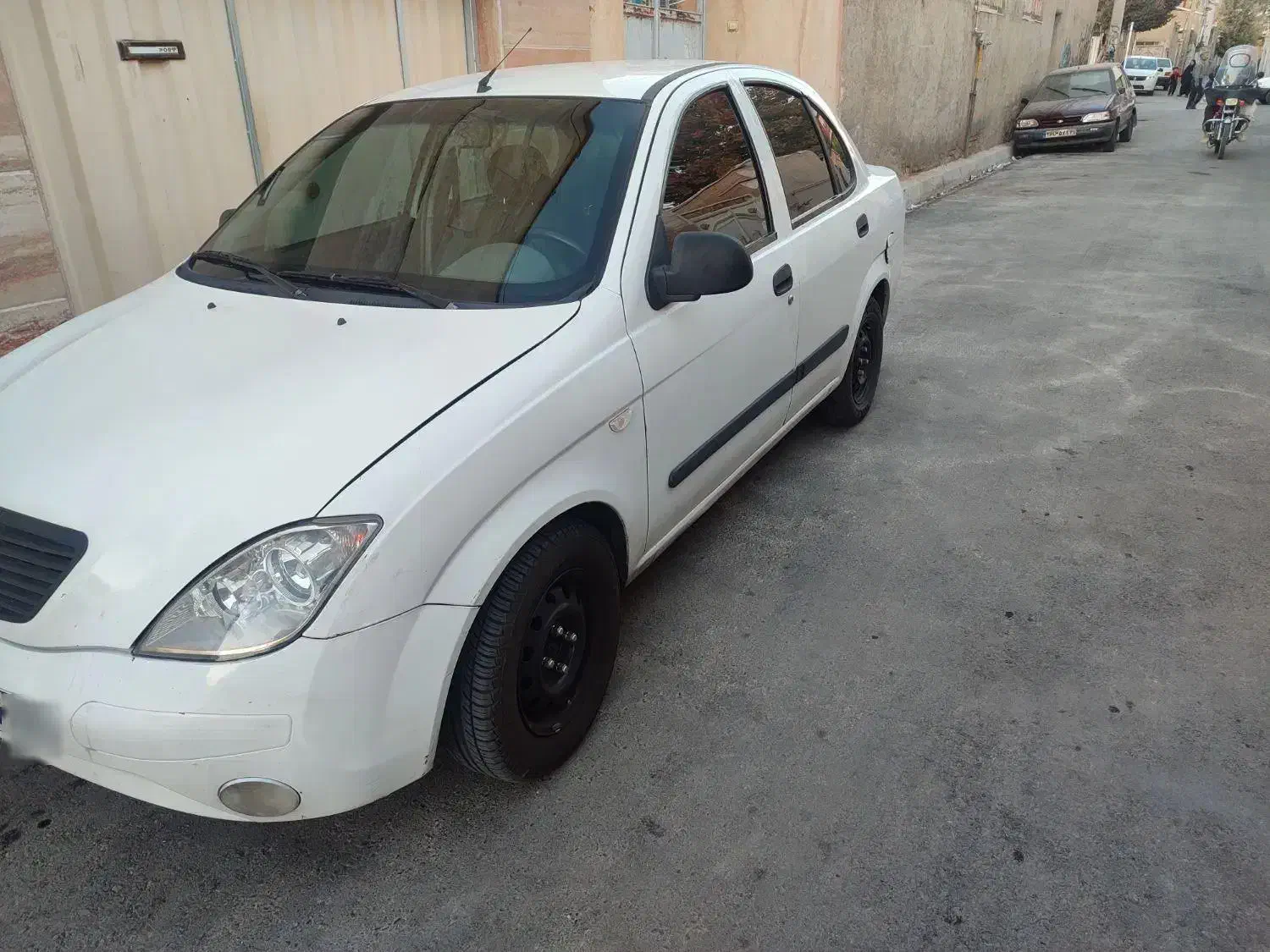 تیبا صندوق دار SX - 1391