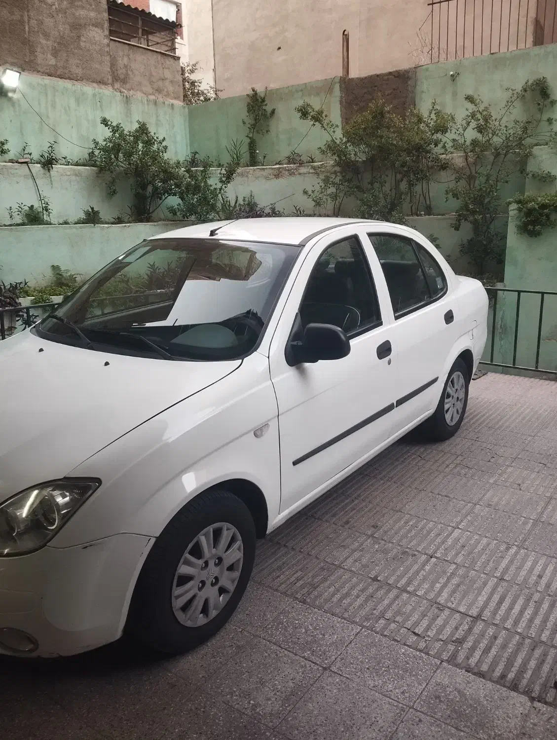 تیبا صندوق دار SX - 1400