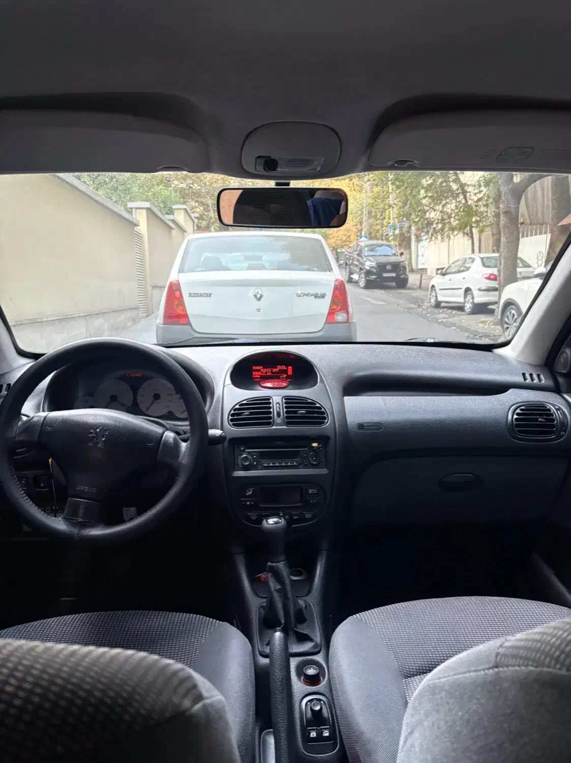 پژو 206 تیپ 5 - 1396