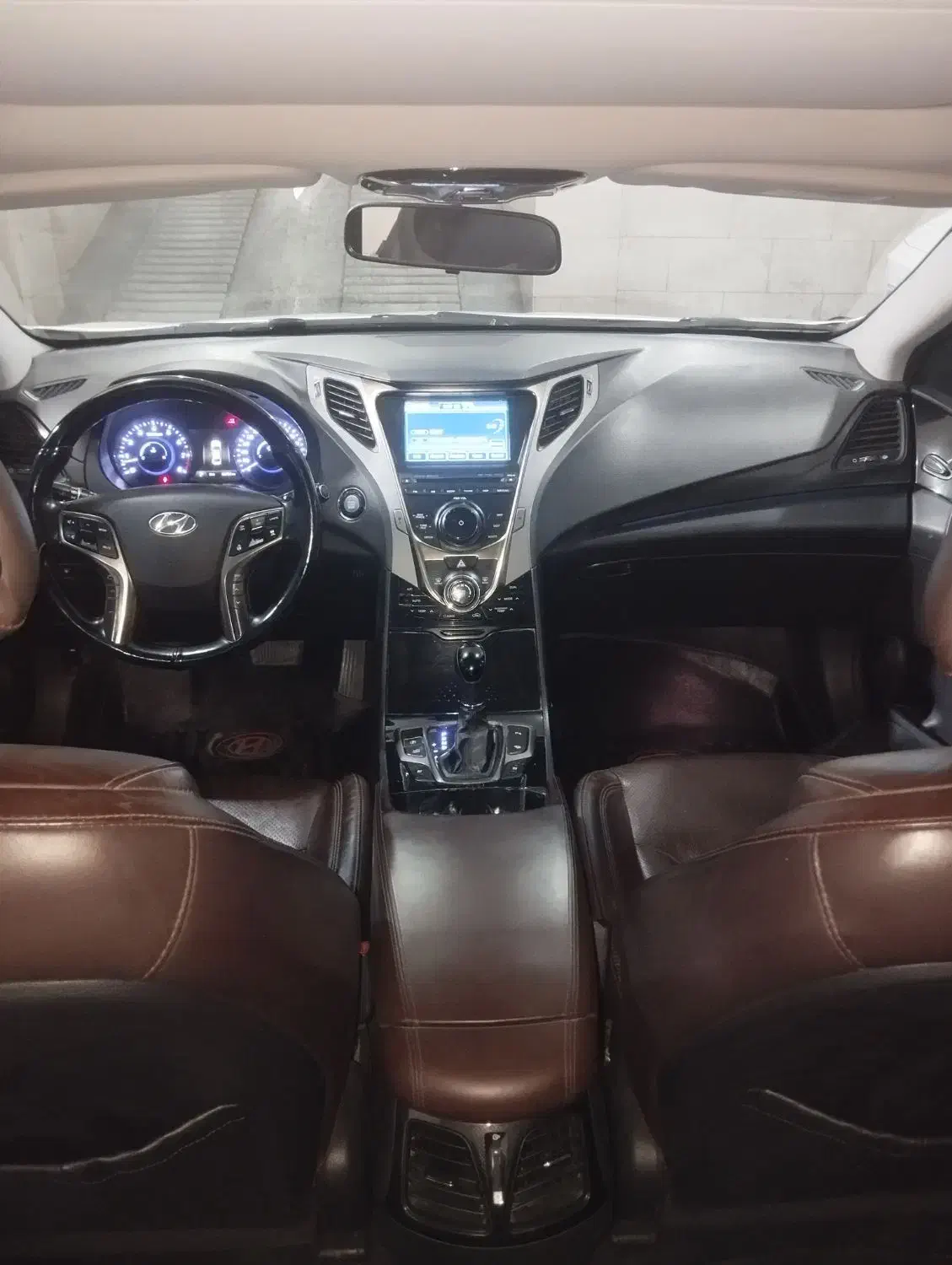 هیوندای آزرا (گرنجور) 3300cc - 2013