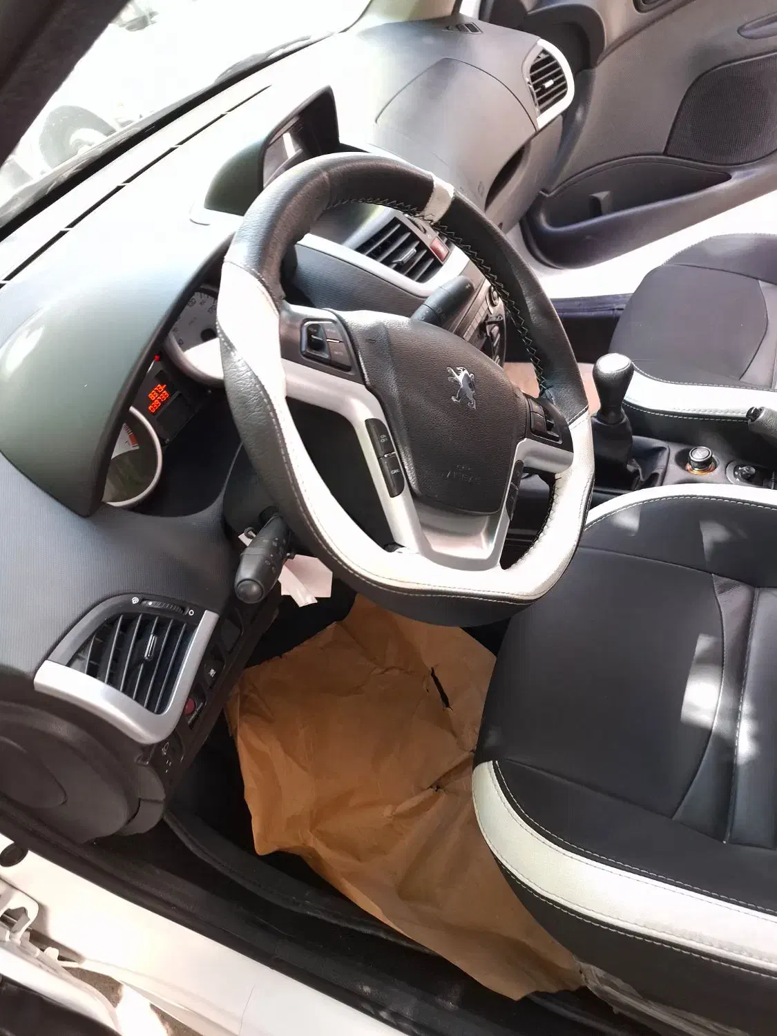 پژو 207 پانوراما دنده‌ای - 1401