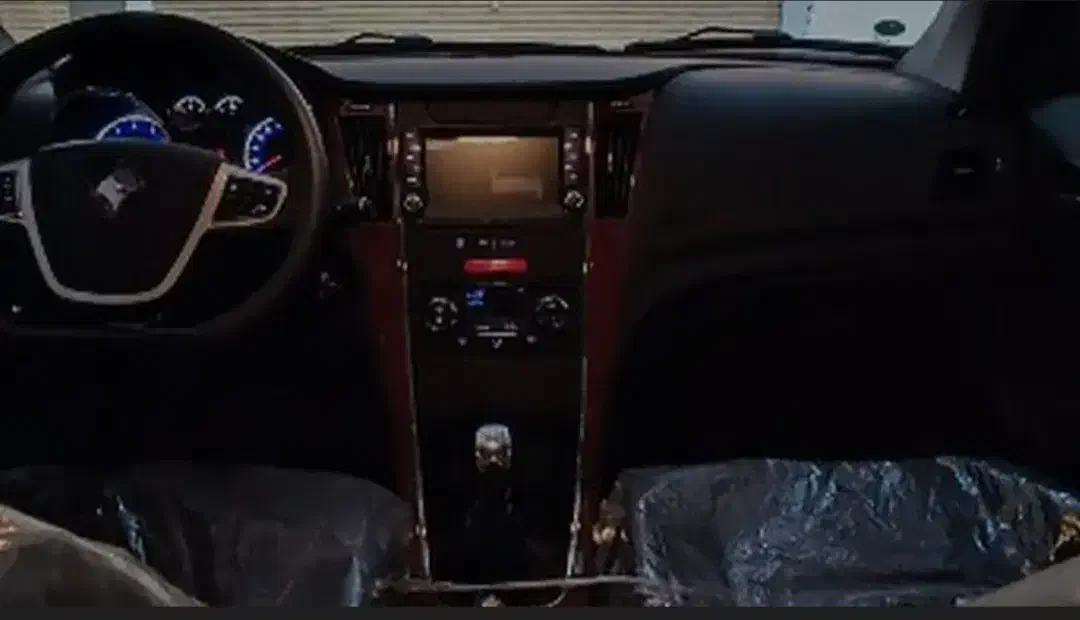 دنا پلاس ۶ دنده EF7p - 1404