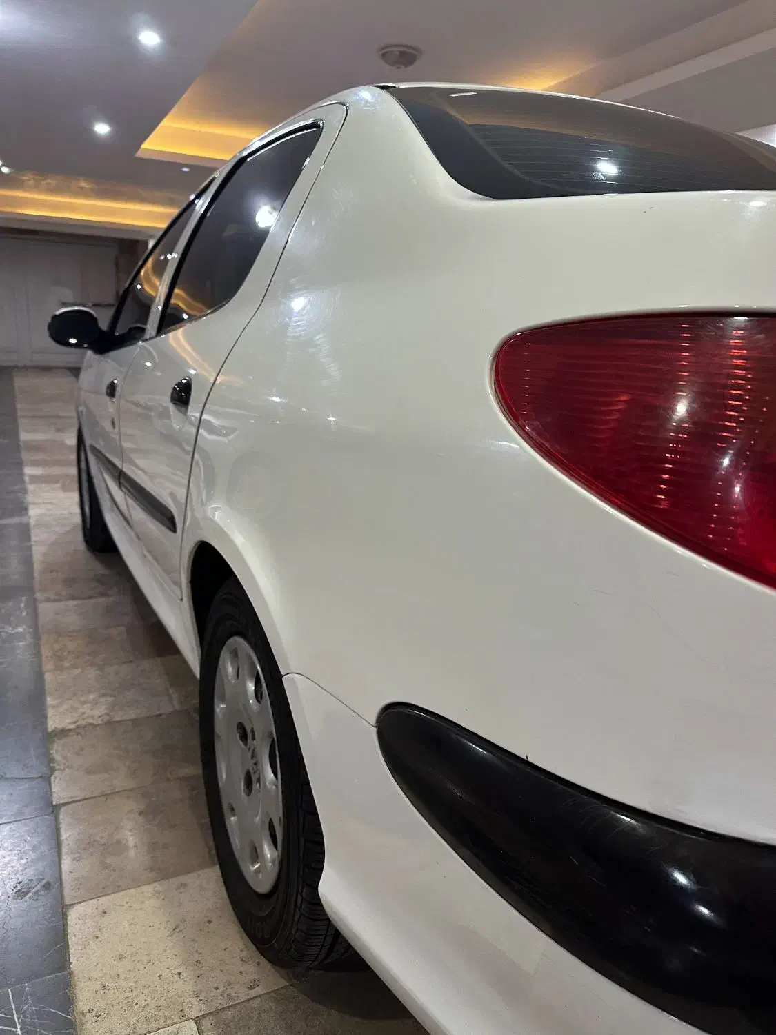 پژو ۲۰۶ صندوق دار v8 - 1390